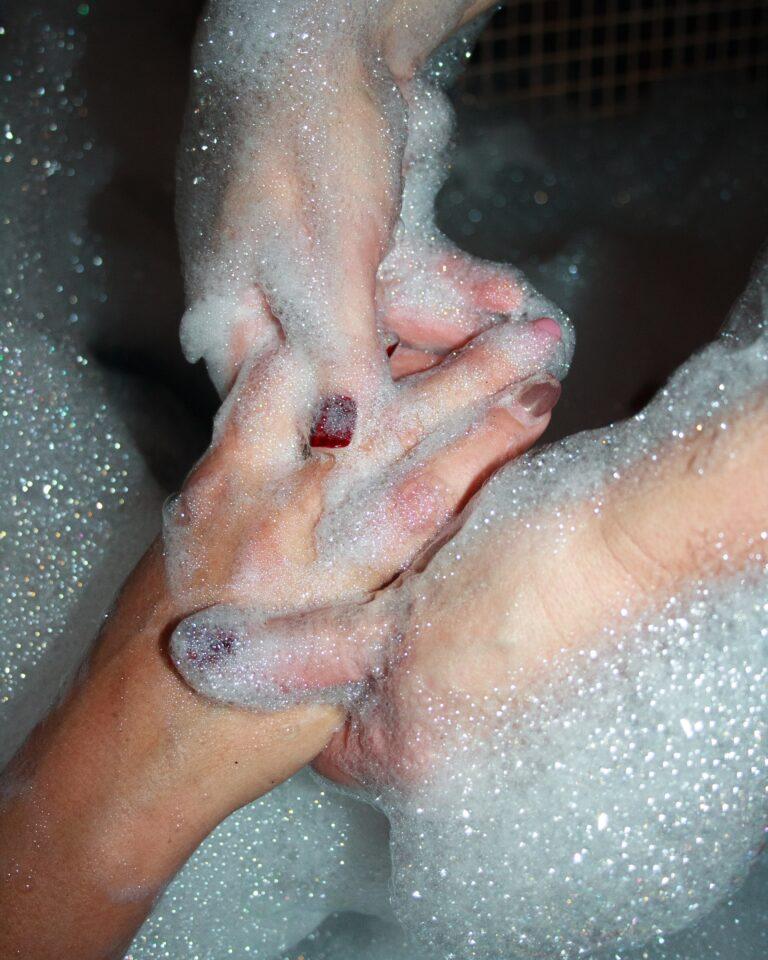 12 Non-Toxic Body Wash Picks To Indulge In the Shower