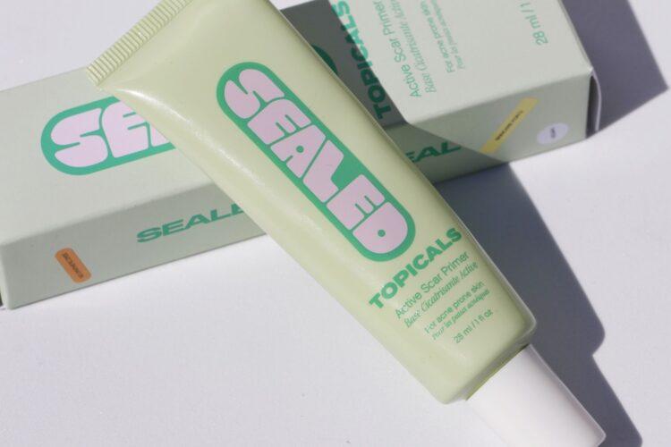 Topicals Sealed Active Scar Filling Primer for Acne-Prone Skin qualifies as a best primer for acne prone skin