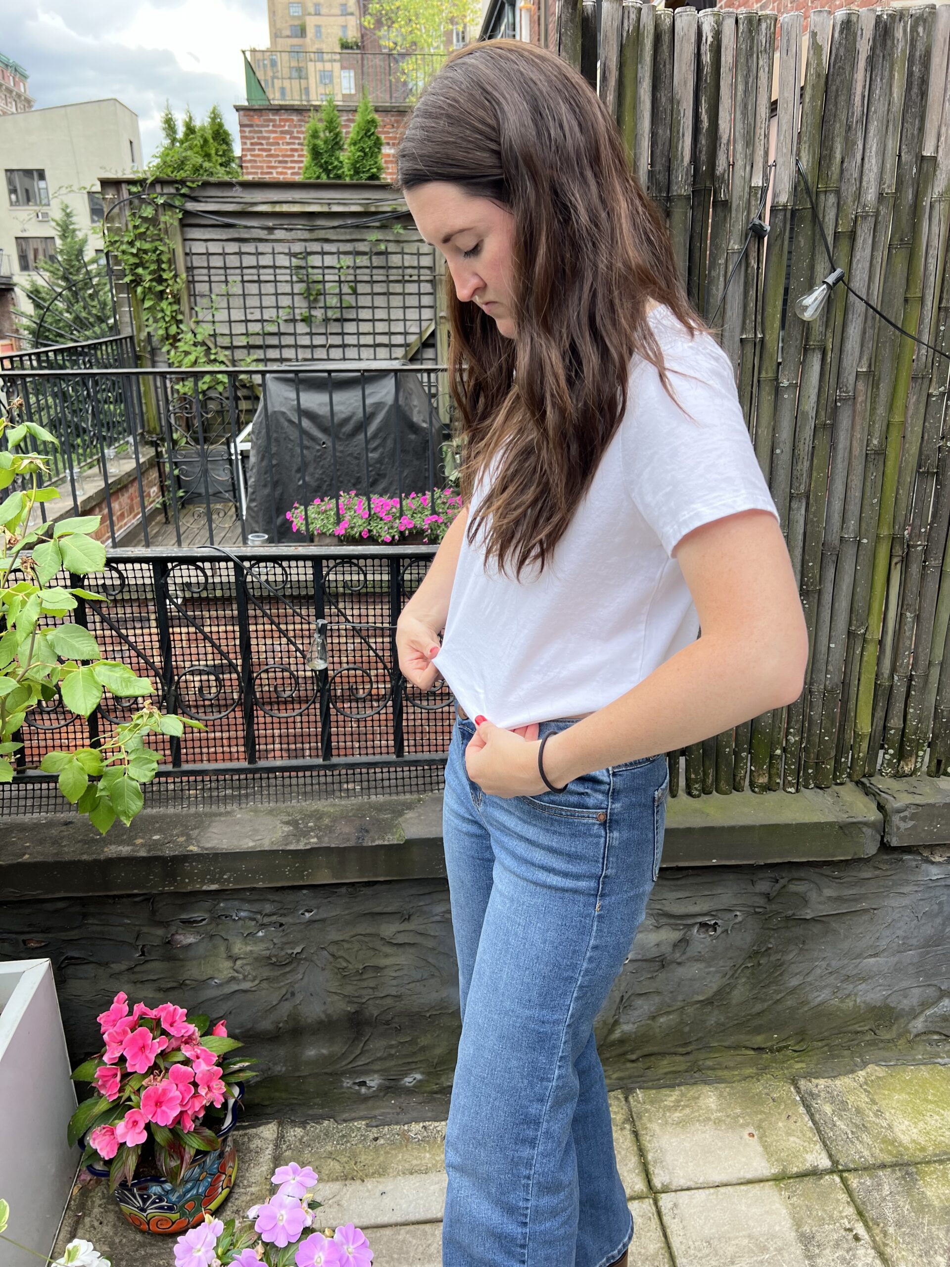 Crop A Shirt Without Cutting How To Crop A Shirt Without Cutting It